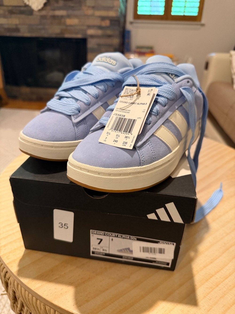 NEW ADIDAS Grand Court Alpha 00s light blue size 7